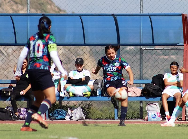 Las Mineras se instalaron en otra final de la Limeffe - Hidalgo Sport