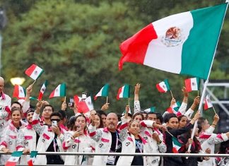 México desfila en la histórica ceremonia de Inauguración de París 2024