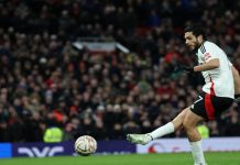 Raúl Jiménez el mejor cobrador de tiro penal de la Premier League